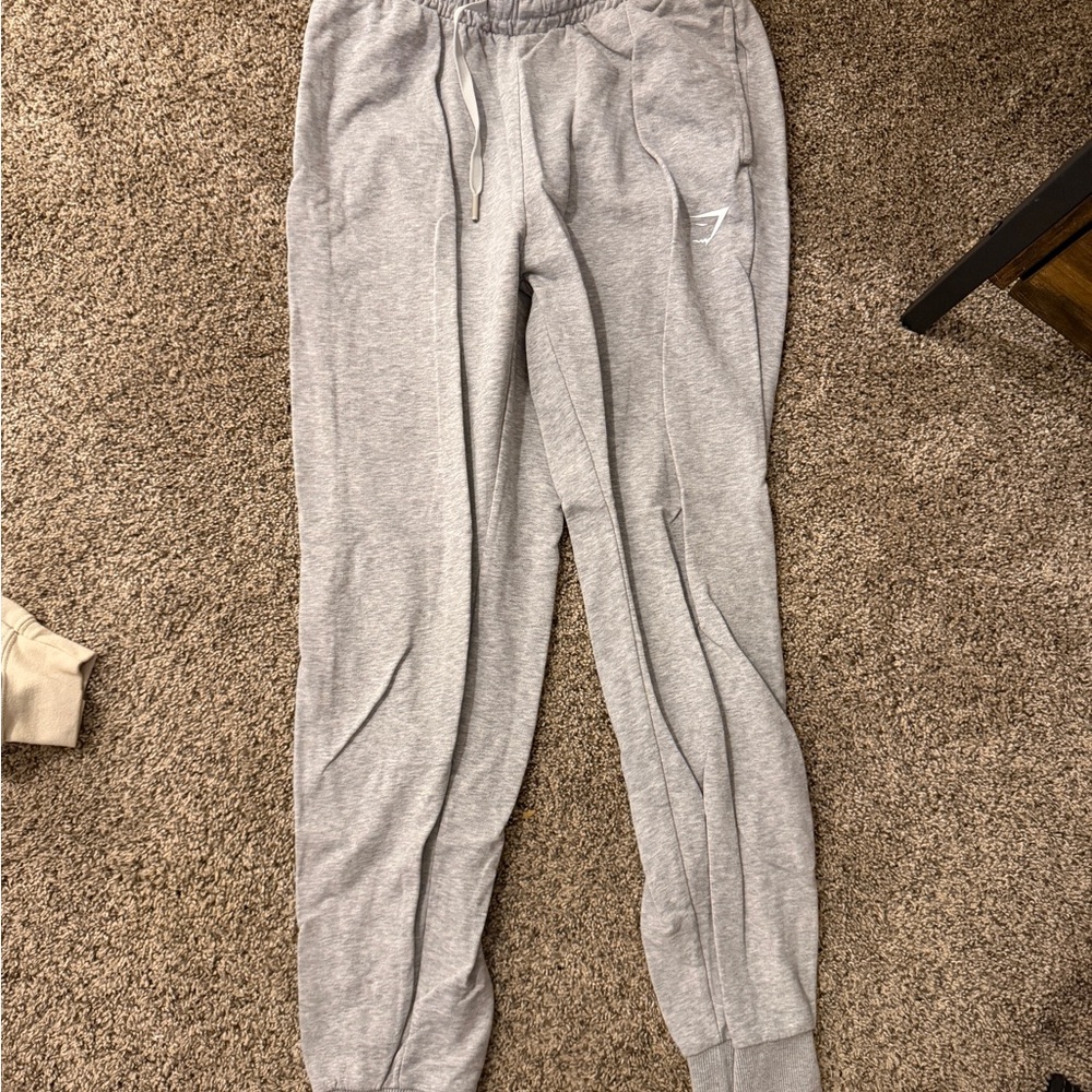 Women’s grey gymshark joggers